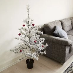 Lærketræ Kunstigt I Potte NORDIC WINTER 120 Cm Med Sne Og Lys - 780-017 8 Lærketræ Kunstigt I Potte NORDIC WINTER 120 Cm Med Sne Og Lys - 780-017 -homeshop butik unnamed file 458